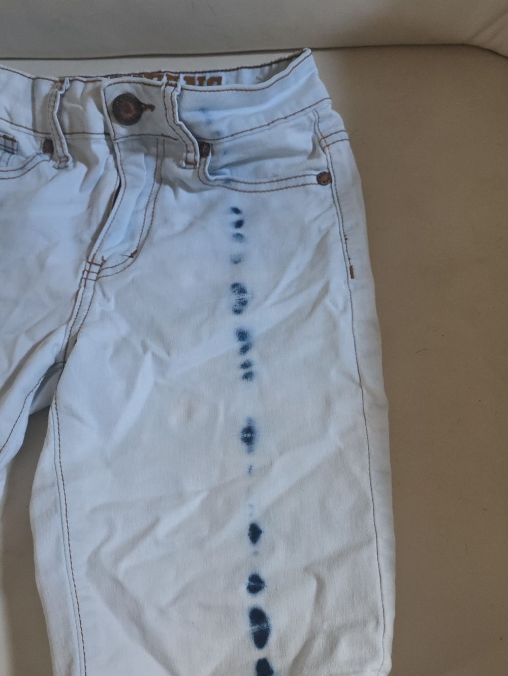 VIP Distressed Shorts Sz 1/2 - Picture 3 of 4